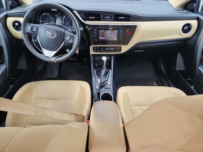2018 TOYOTA COROLLA LE 8