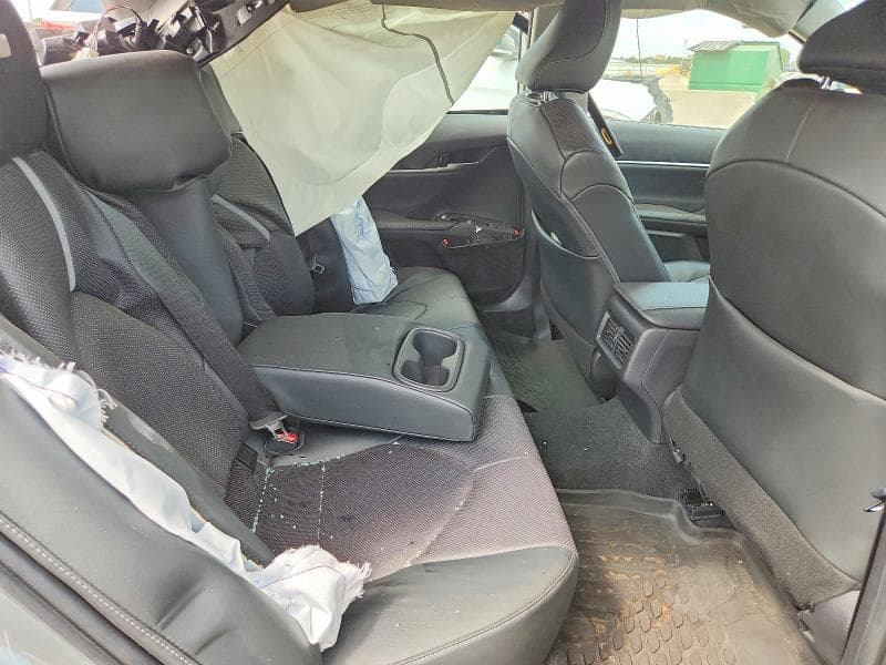 2021 TOYOTA CAMRY XSE 10