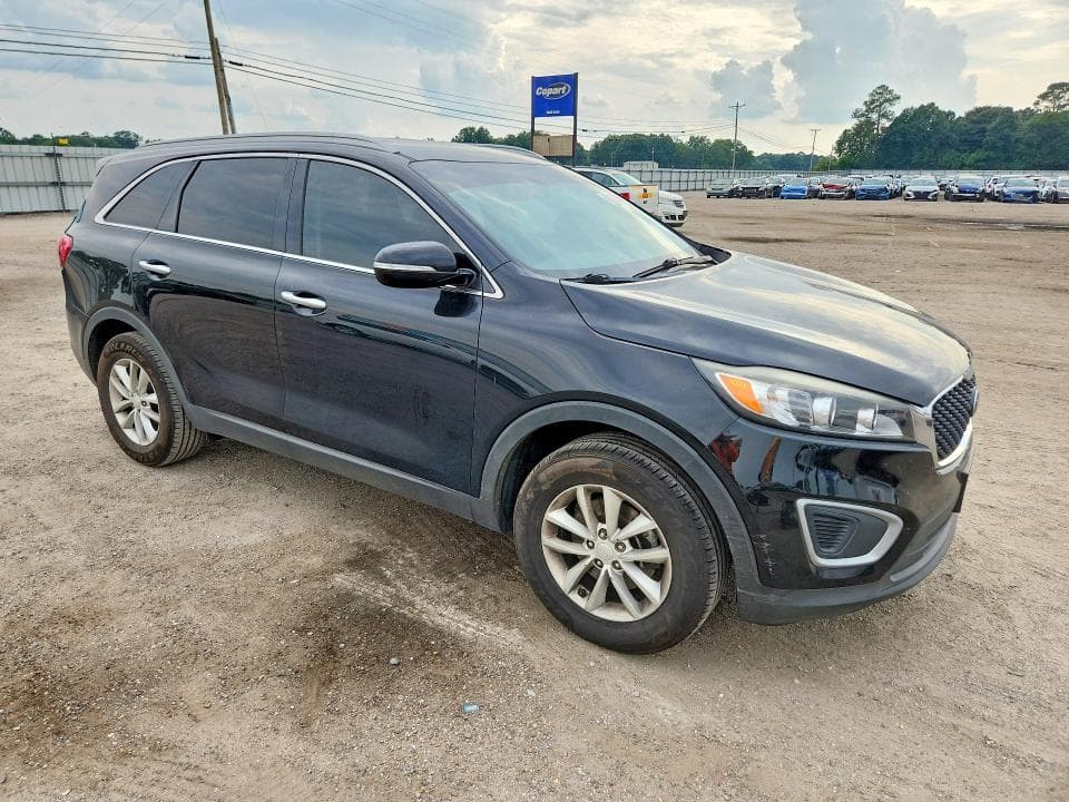 2018 KIA SORENTO LX 4