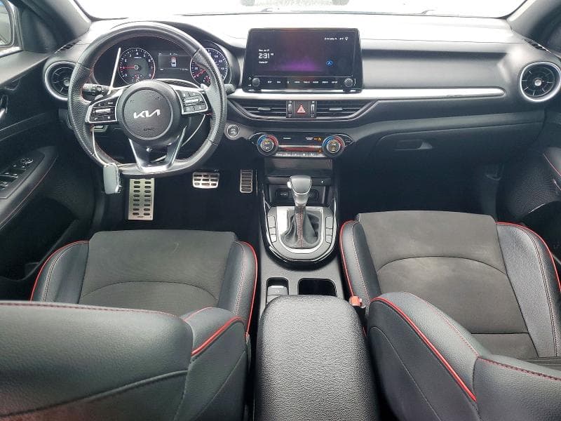 2023 KIA FORTE GT 8