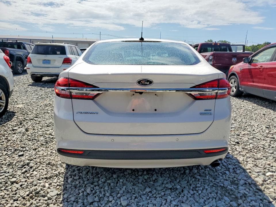 2017 FORD FUSION SE 6
