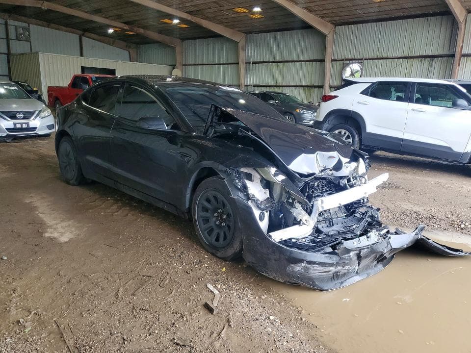 2026 TESLA MODEL 3 4