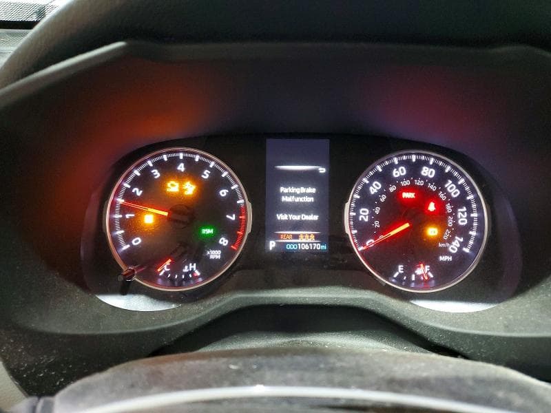 2022 TOYOTA RAV4 XLE 9