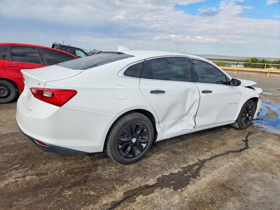 2023 CHEVROLET MALIBU LT 3