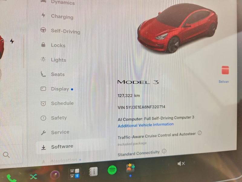 2022 TESLA MODEL 3 9