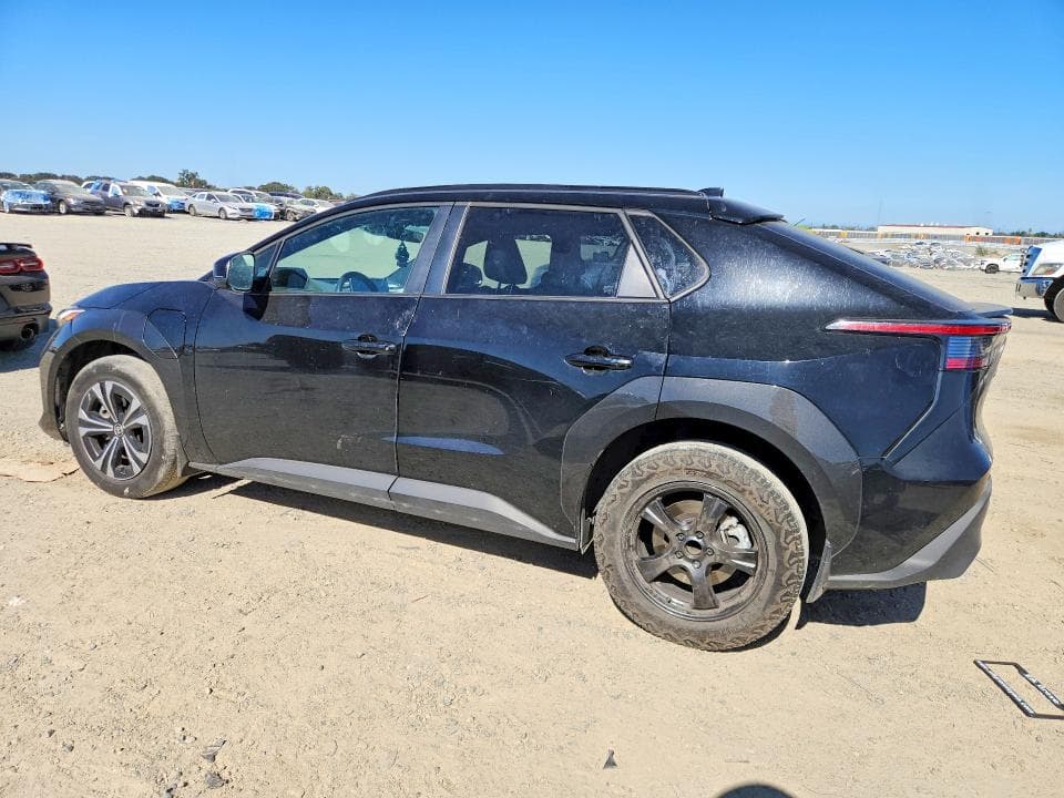 2025 TOYOTA BZ4X XLE 2
