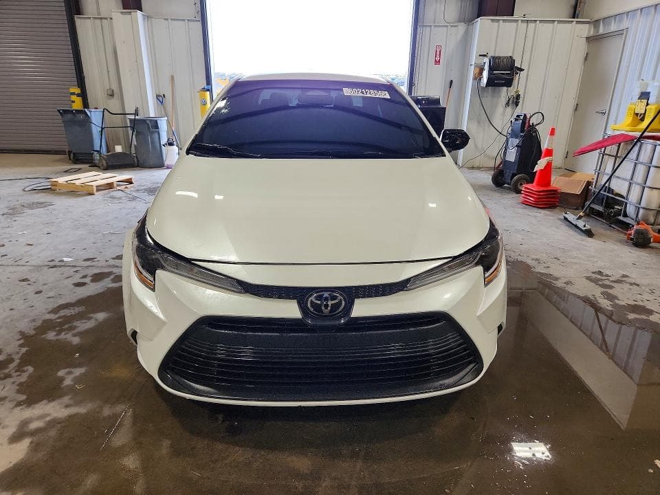 2025 TOYOTA COROLLA LE 5