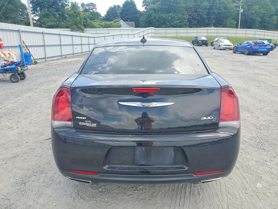2019 CHRYSLER 300 S 6