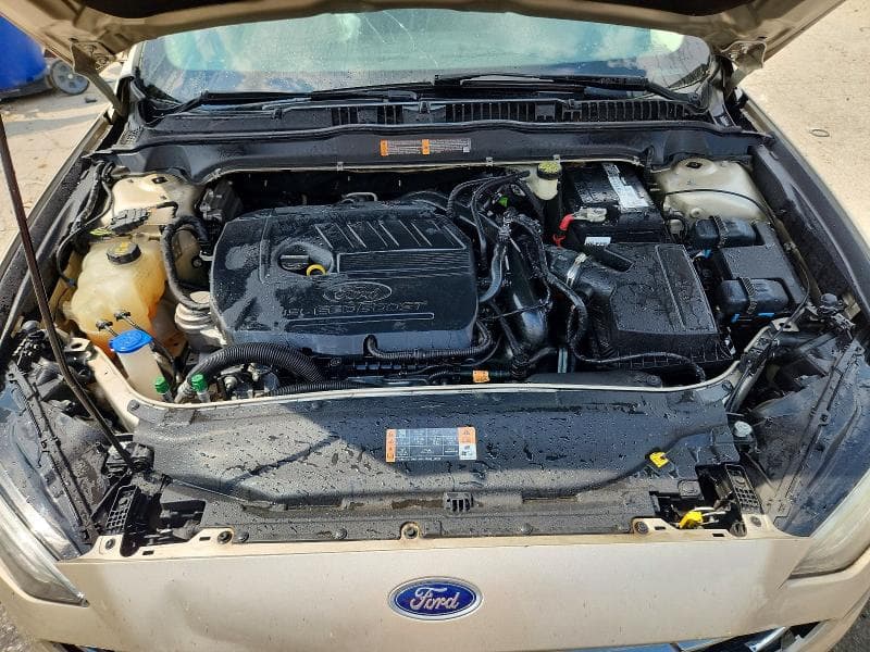 2017 FORD FUSION SE 11