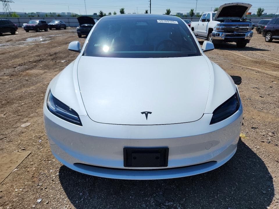 2026 TESLA MODEL 3 5
