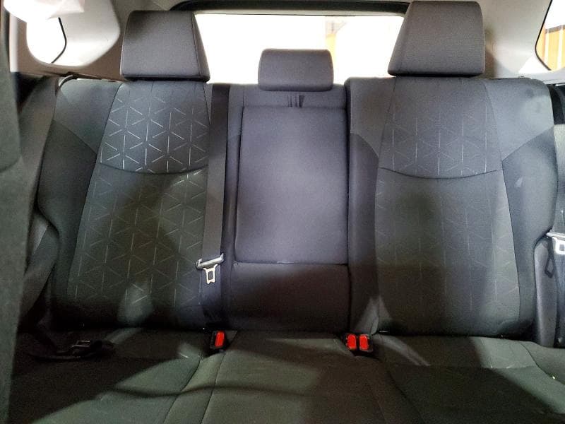 2025 TOYOTA RAV4 XLE 10