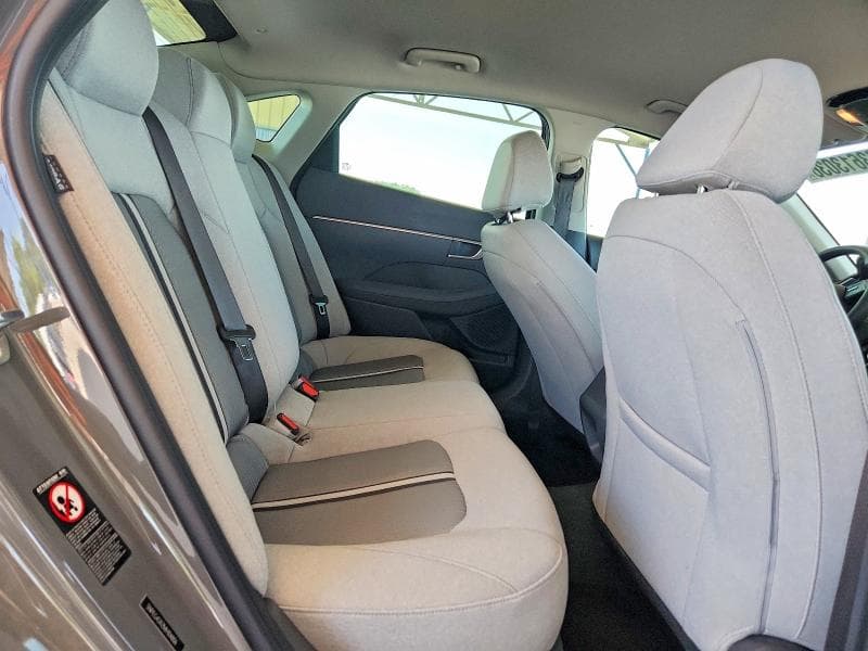 2021 HYUNDAI SONATA SE 10