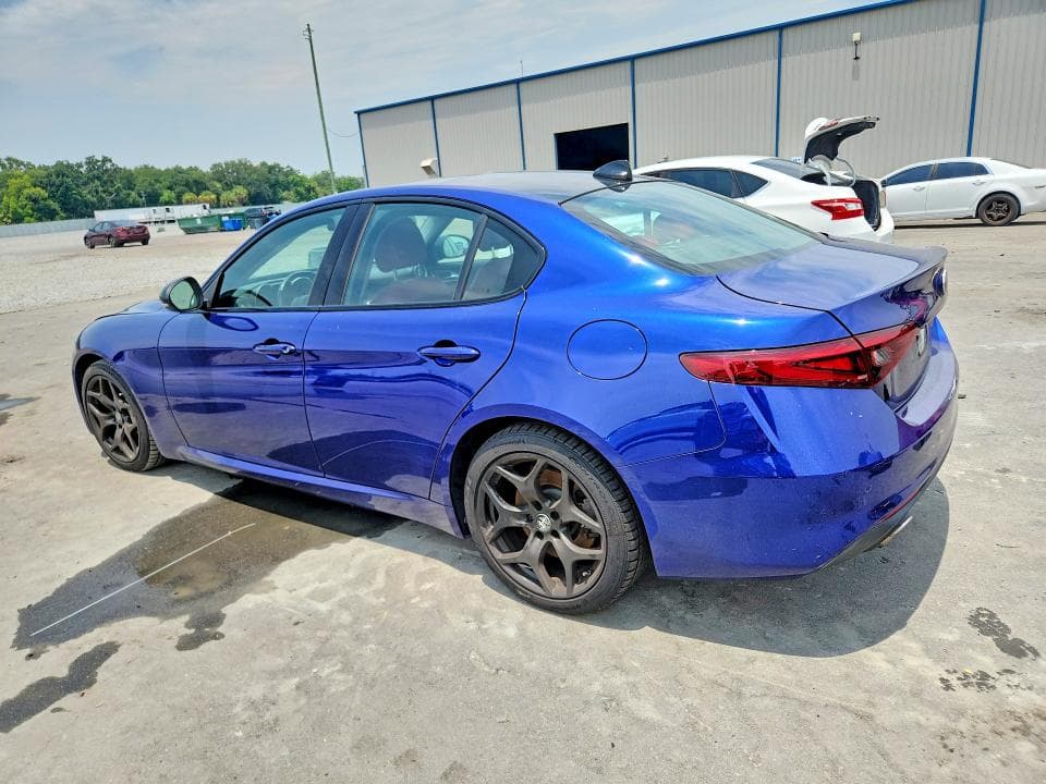2021 ALFA ROMEO GIULIA SPORT 2