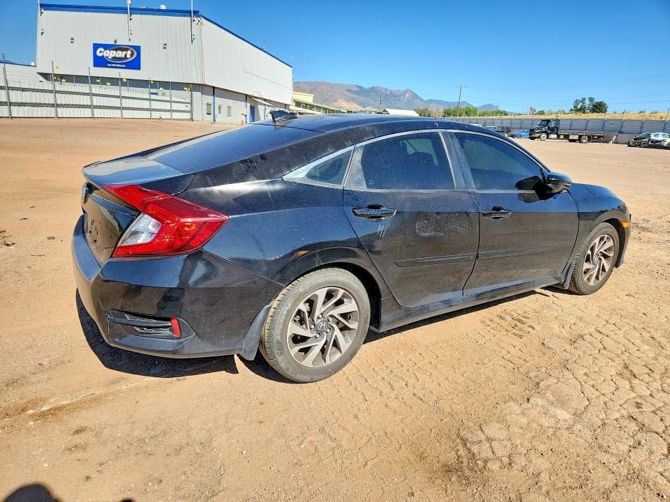 2017 HONDA CIVIC EX 3