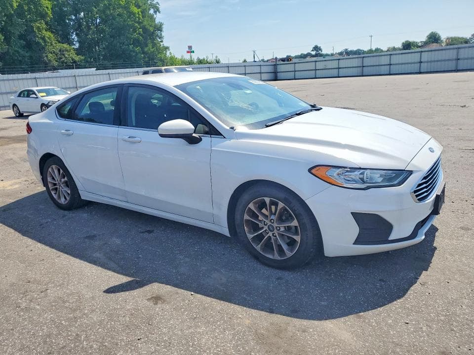 2019 FORD FUSION SE 4