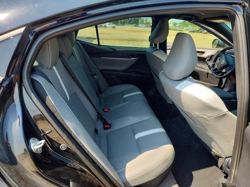 2025 TOYOTA CAMRY SE 10