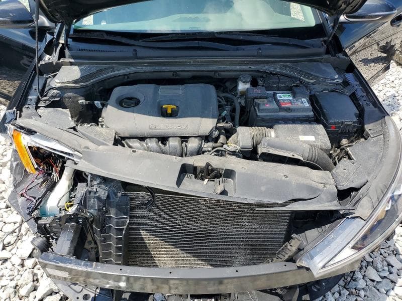 2019 HYUNDAI ELANTRA LIMITED 11