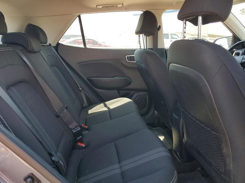 2021 HYUNDAI VENUE SEL 10