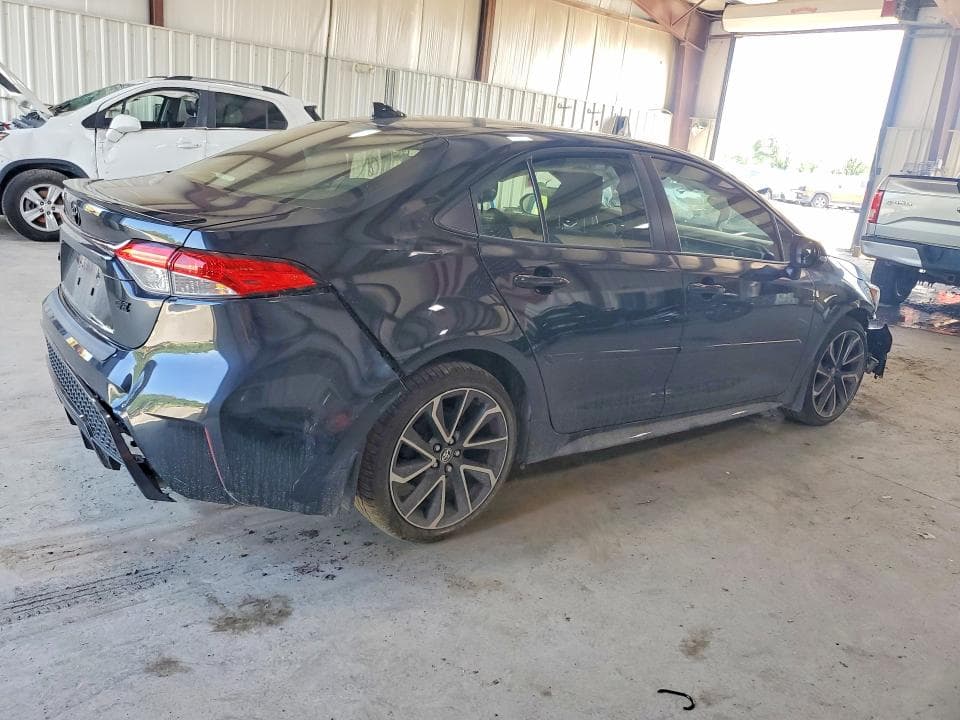 2022 TOYOTA COROLLA SE 3