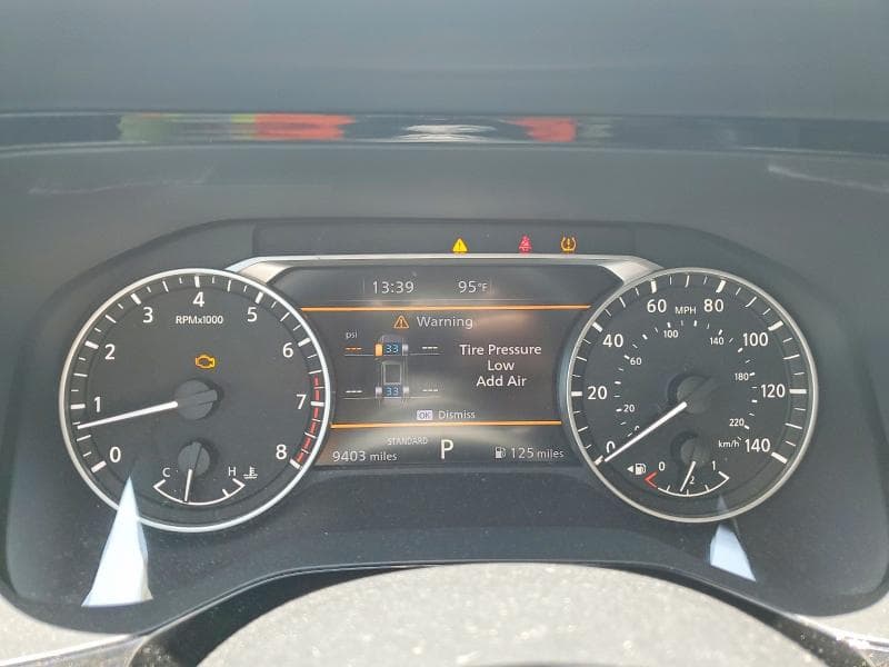 2024 NISSAN PATHFINDER SV 9