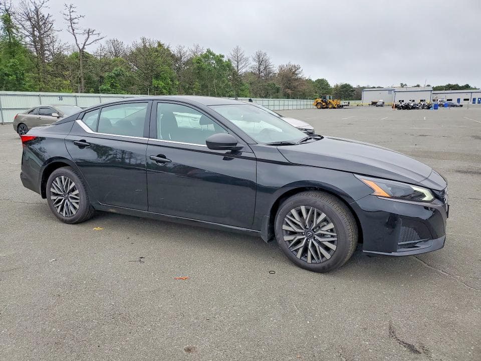 2026 NISSAN ALTIMA SV 4