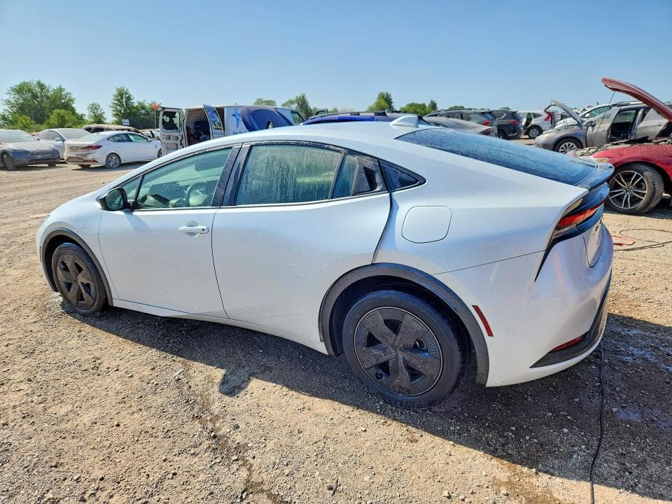2023 TOYOTA PRIUS LE 2