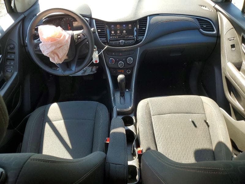 2021 CHEVROLET TRAX LS 8