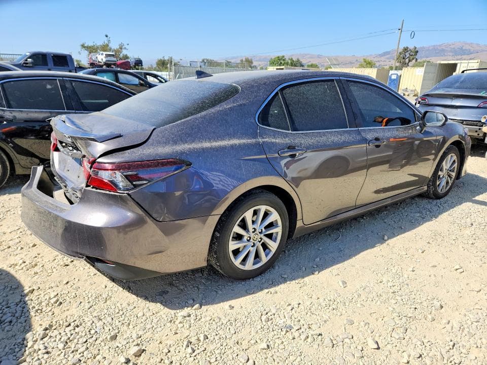 2024 TOYOTA CAMRY LE 3