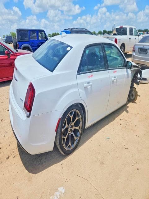 2018 CHRYSLER 300 TOURING 3