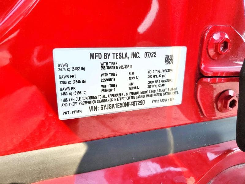 2022 TESLA MODEL S 13