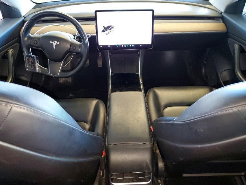 2018 TESLA MODEL 3 8