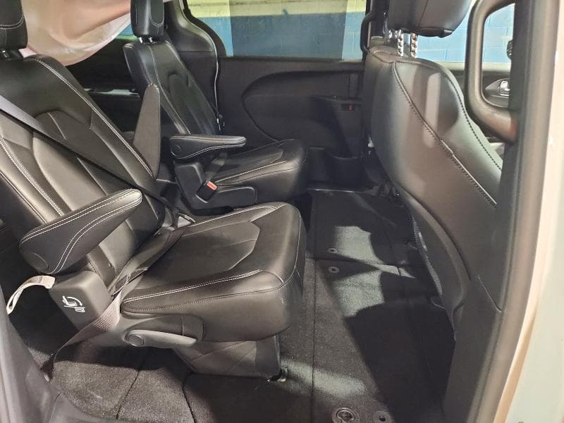 2026 CHRYSLER PACIFICA SELECT 11