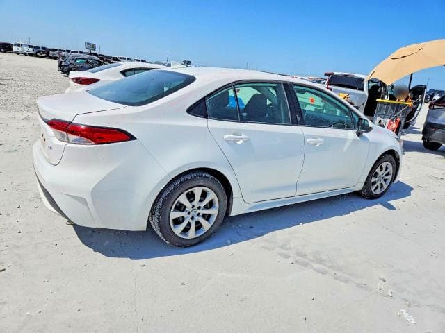 2021 TOYOTA COROLLA LE 3