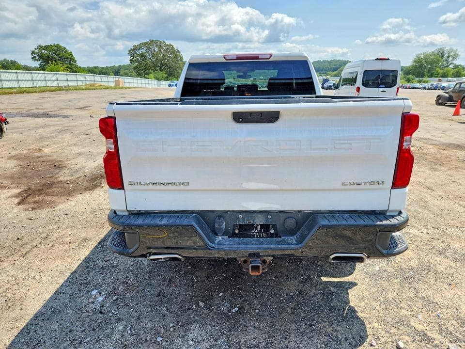 2019 CHEVROLET 1500 6