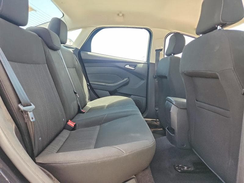 2018 FORD FOCUS SE 10
