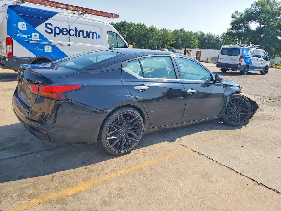 2019 NISSAN ALTIMA S 3