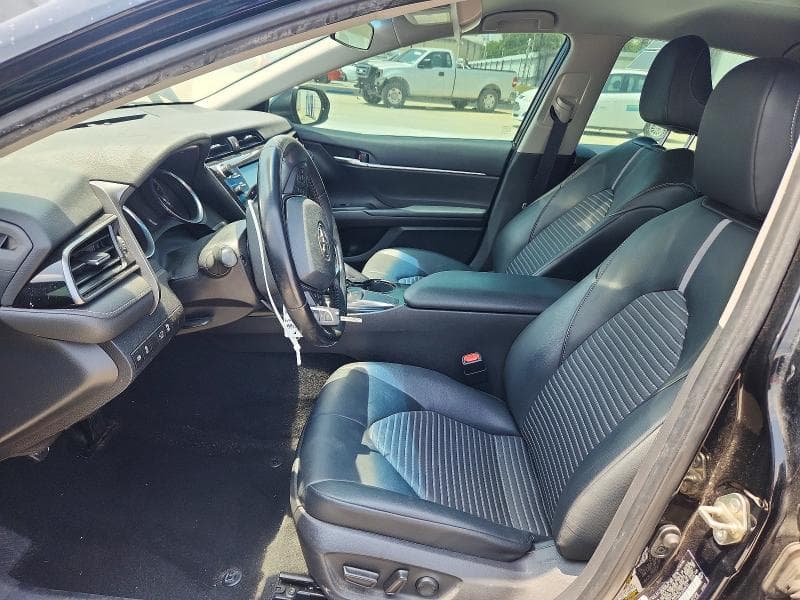 2020 TOYOTA CAMRY SE 7