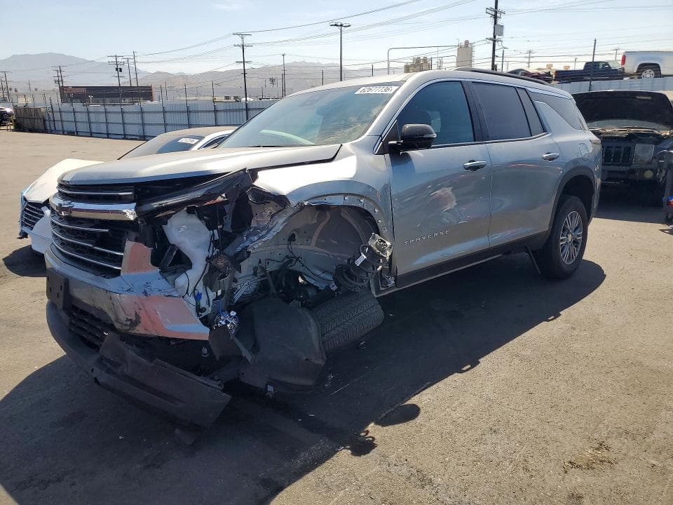 2025 CHEVROLET TRAVERSE LT - 1