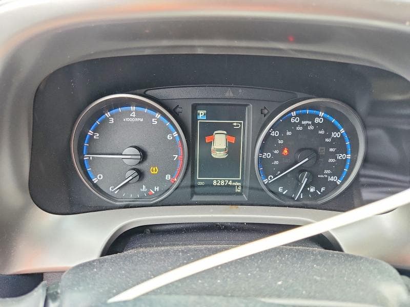 2017 TOYOTA RAV4 LE 9
