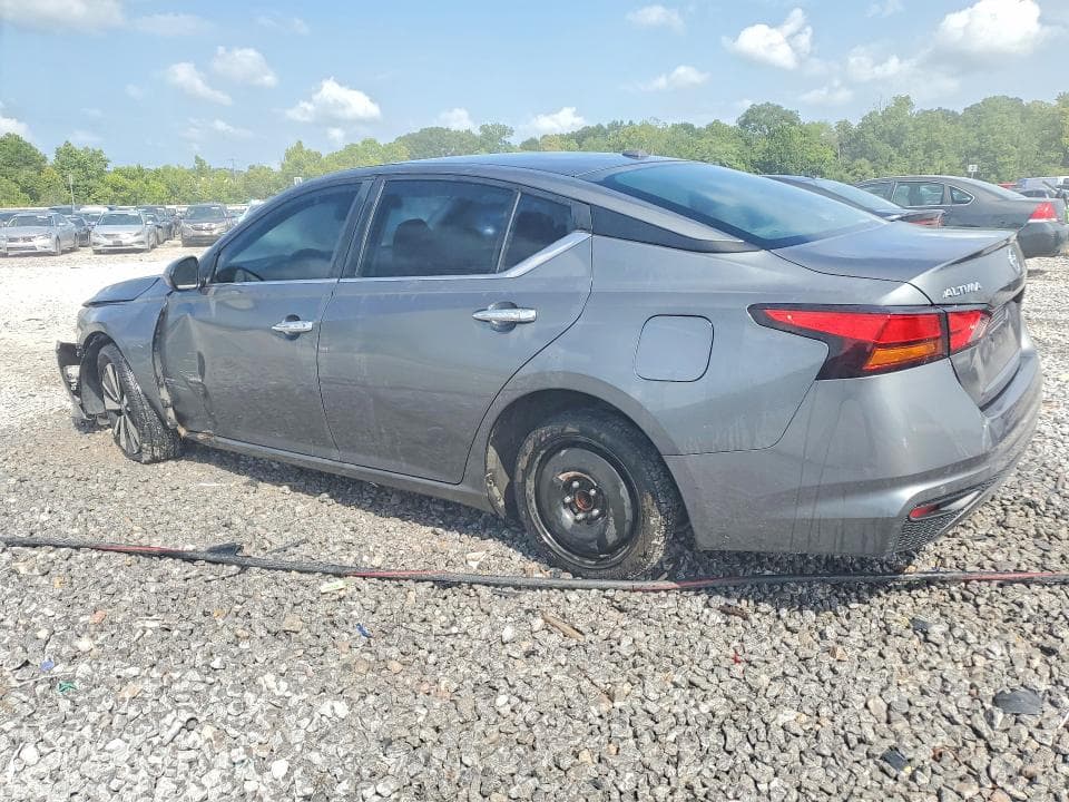 2021 NISSAN ALTIMA SV 2