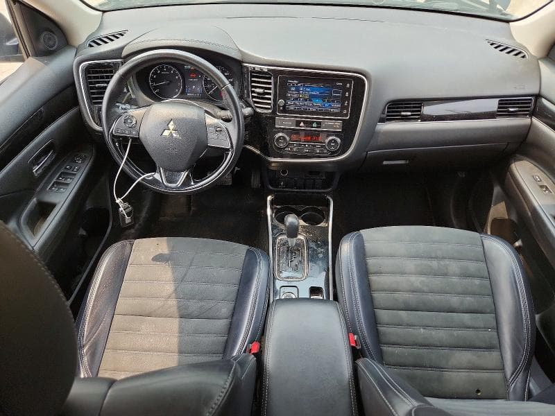 2019 MITSUBISHI OUTLANDER SE 8