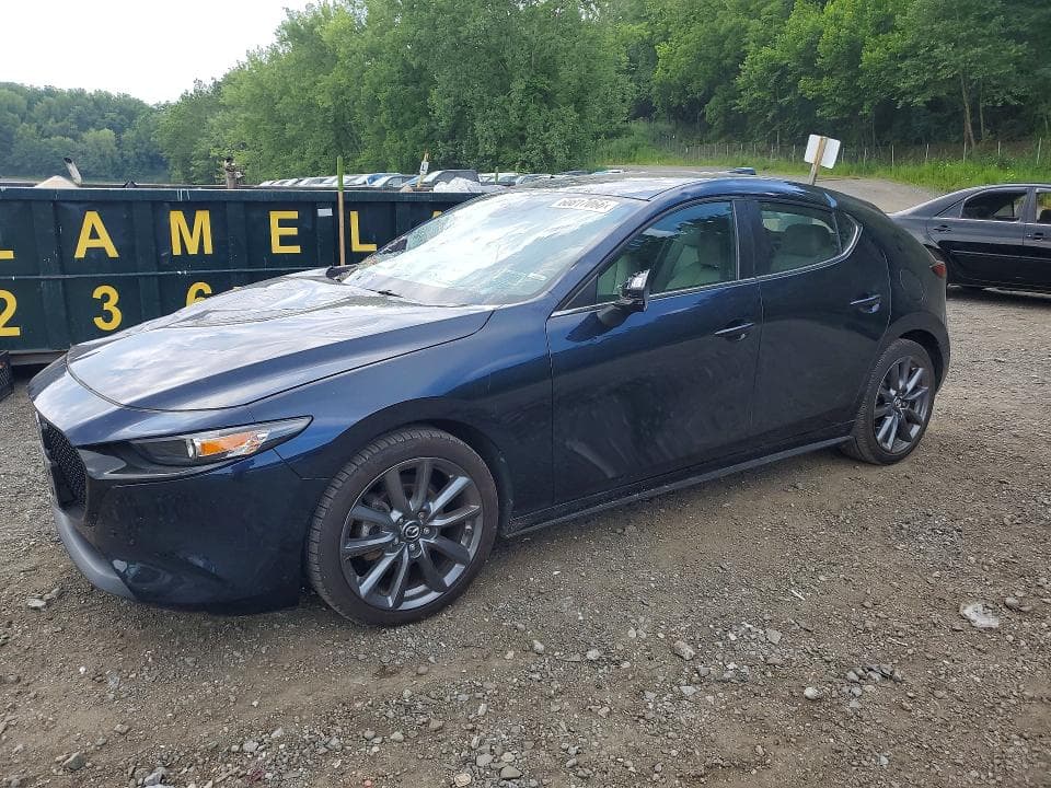 2022 MAZDA 3 PREFERRED - 1