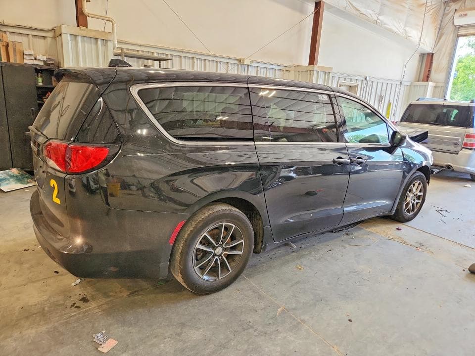 2017 CHRYSLER PACIFICA TOURING 3