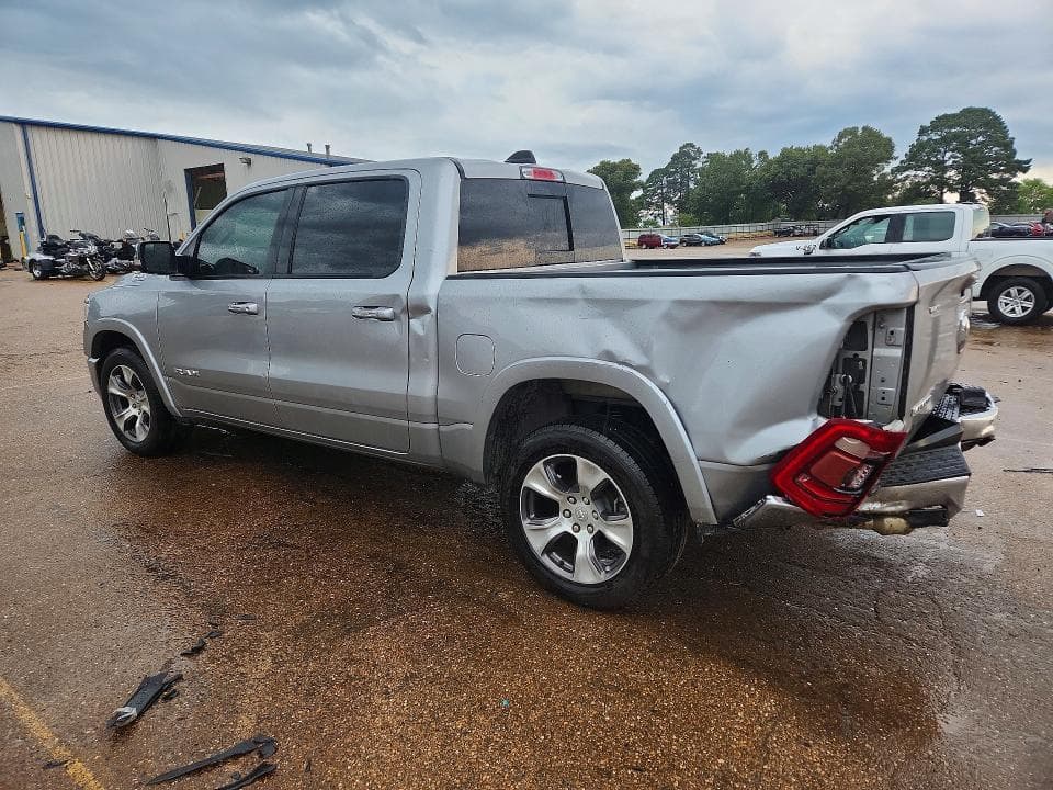 2019 RAM 1500 LARAMIE 2