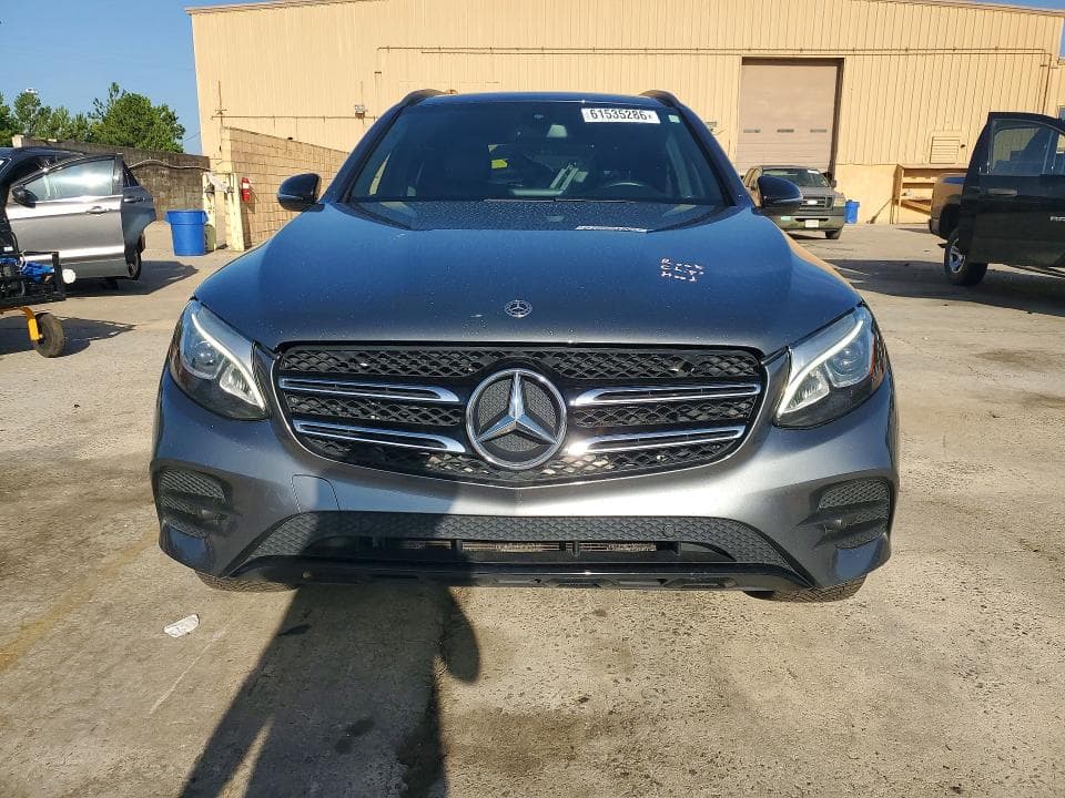 2019 MERCEDES-BENZ GLC 300 5