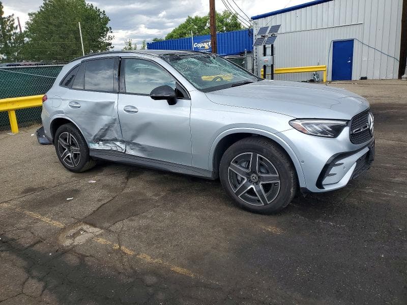 2026 MERCEDES-BENZ GLC 300 4MATIC 4