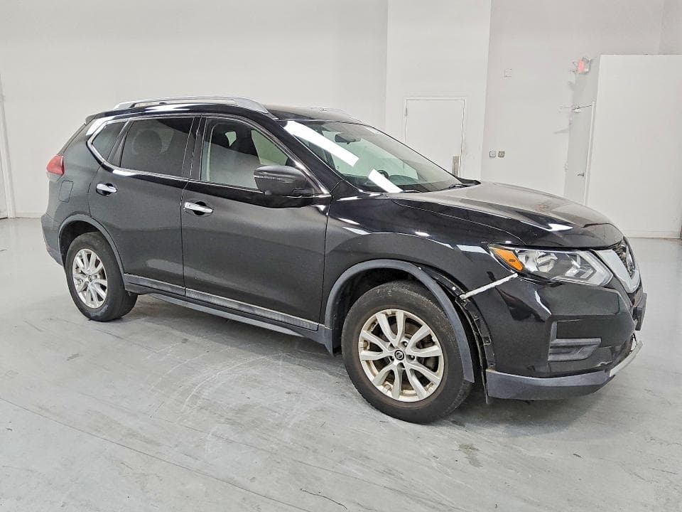 2018 NISSAN ROGUE SV 4