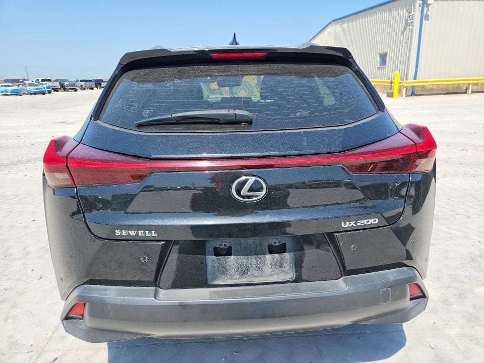 2019 LEXUS UX 200 6