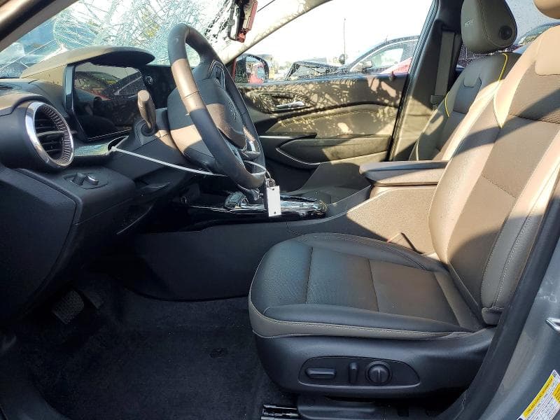2025 CHEVROLET TRAX ACTIV 7