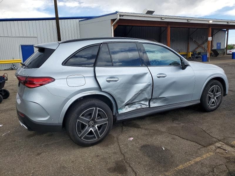 2026 MERCEDES-BENZ GLC 300 4MATIC 3